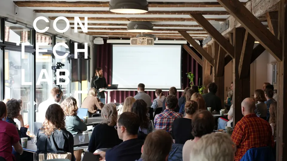 Contech Lab Præsentation M Logo